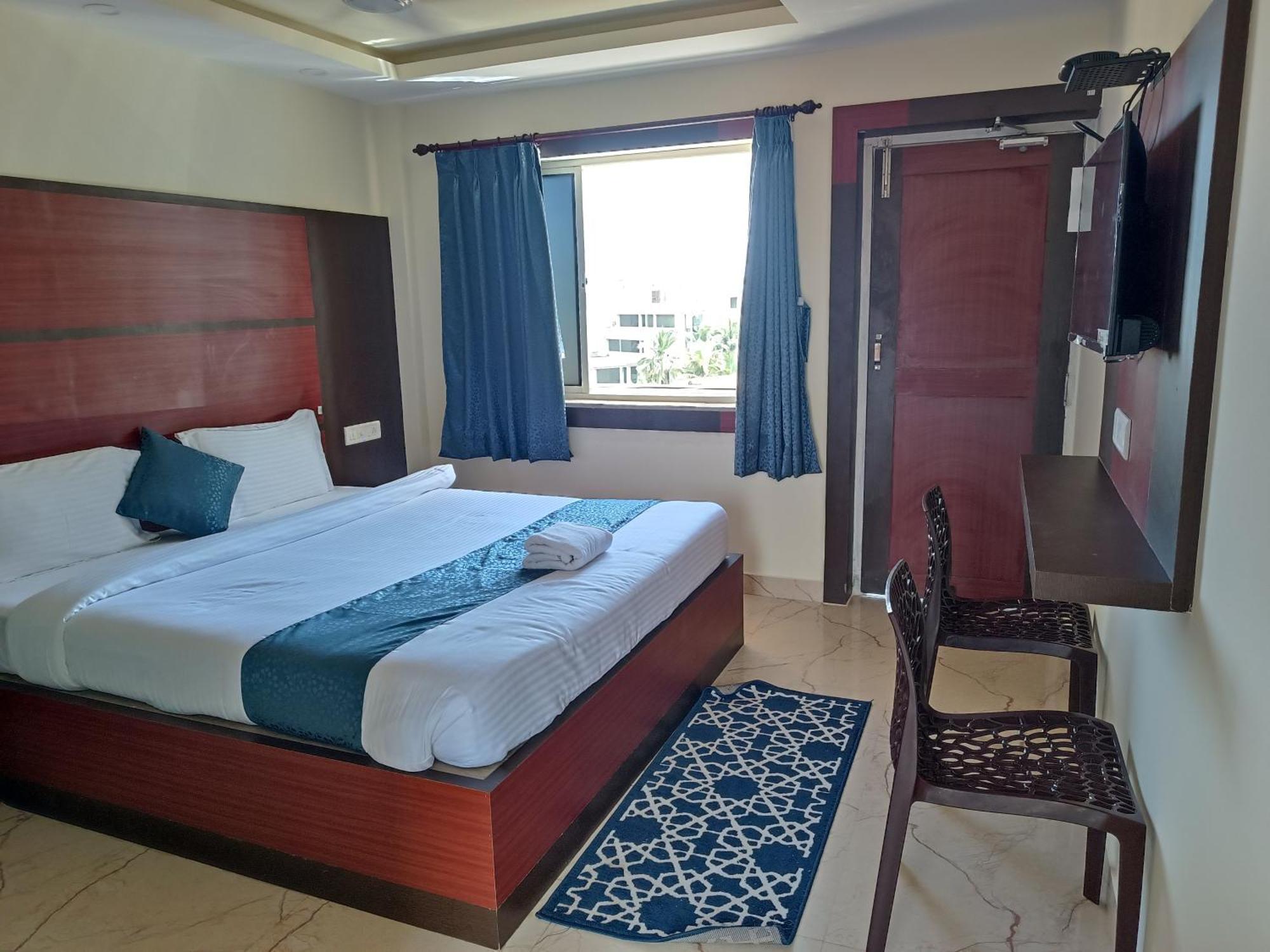 Mom Hotel - Unit Of Mom Hotel بوري المظهر الخارجي الصورة