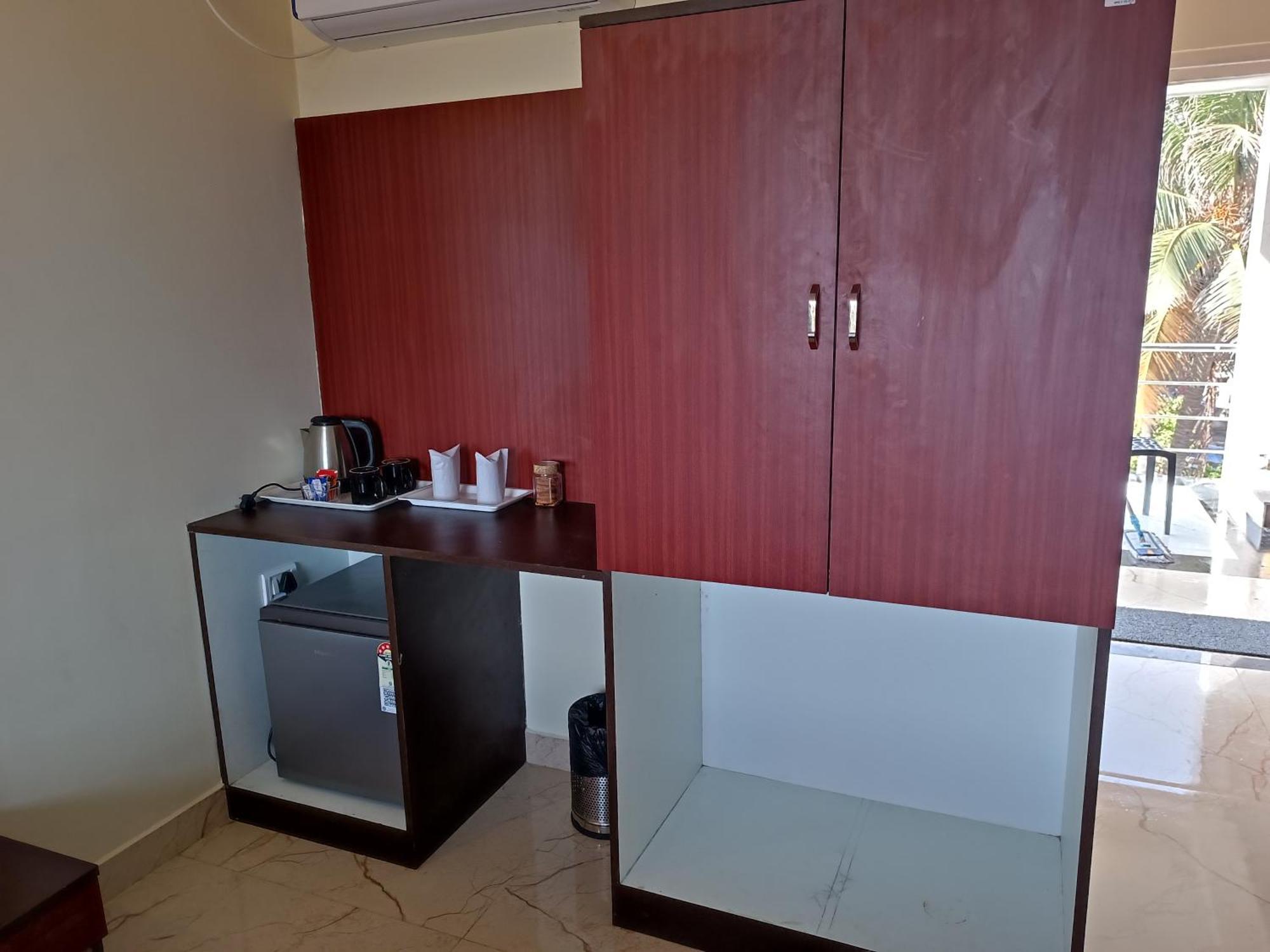 Mom Hotel - Unit Of Mom Hotel بوري المظهر الخارجي الصورة