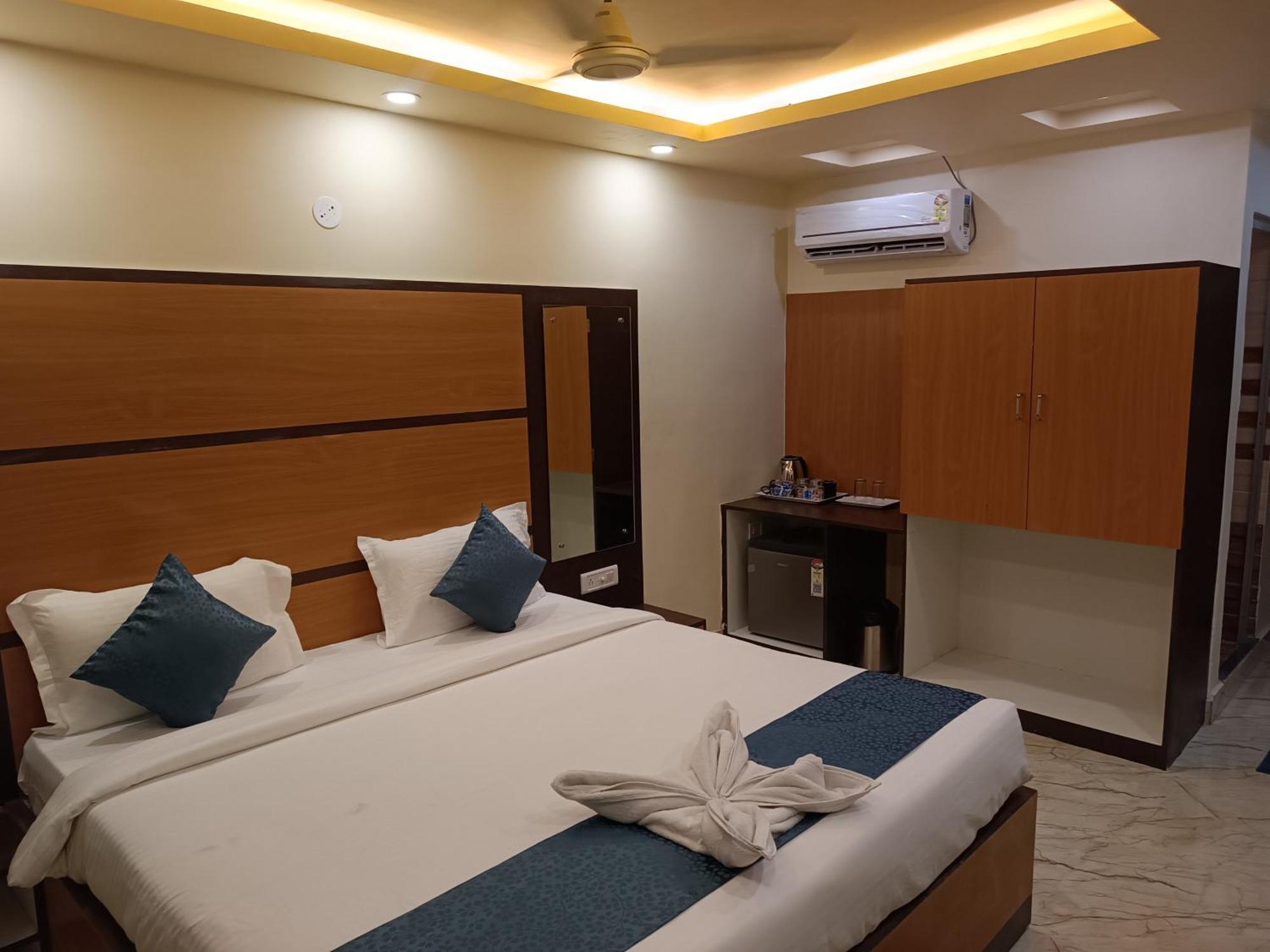 Mom Hotel - Unit Of Mom Hotel بوري المظهر الخارجي الصورة